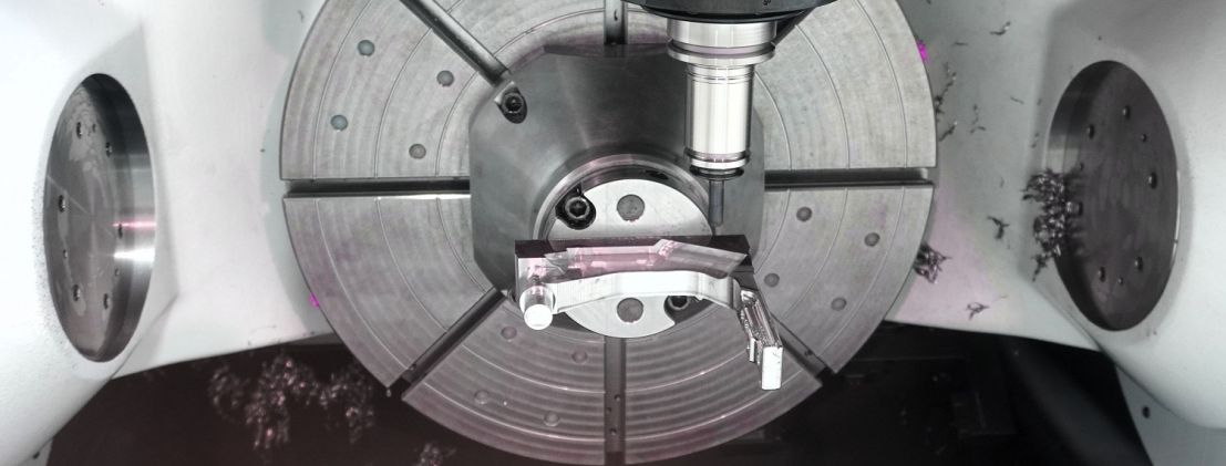 GF Machining Solutions milling an guide rail implant