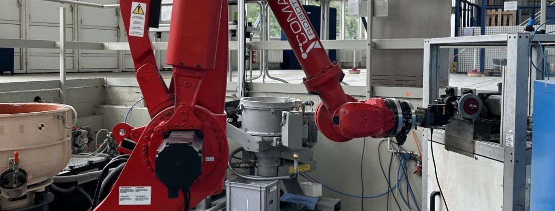 Robot-assisted grinding processes in the test bay of the Fraunhofer Institute for Production Systems and Design Technology (PTZ)