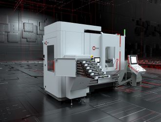 Hermle RS 05-2 robot system adapted to a 5-axis machining centre
