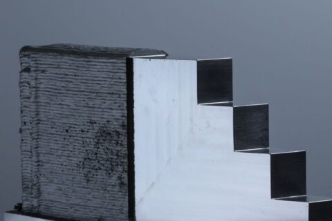 Giant 3D printer prints steel components in XXL format