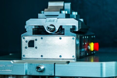 BMO OptiVice Self-adjusting Vice for Autonomous Machining