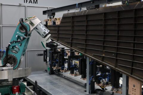 High-Precision Robot Machines With a Production Tolerance of up to 0.1 mm