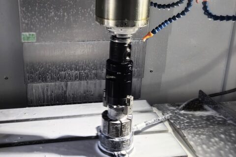 AMF Grippers Enable Flexible Automation Without Additional Robotics