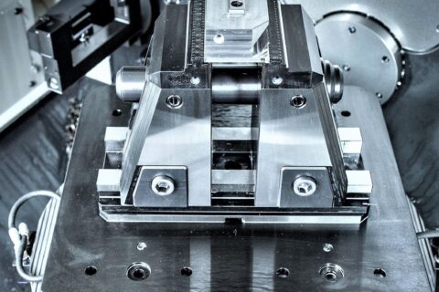 Ceratizit 5-axis vice for challenging machining