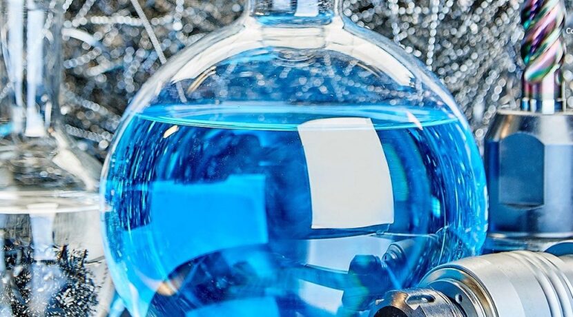 Clean and oil-free machining with Aquaslide cooling lubricant