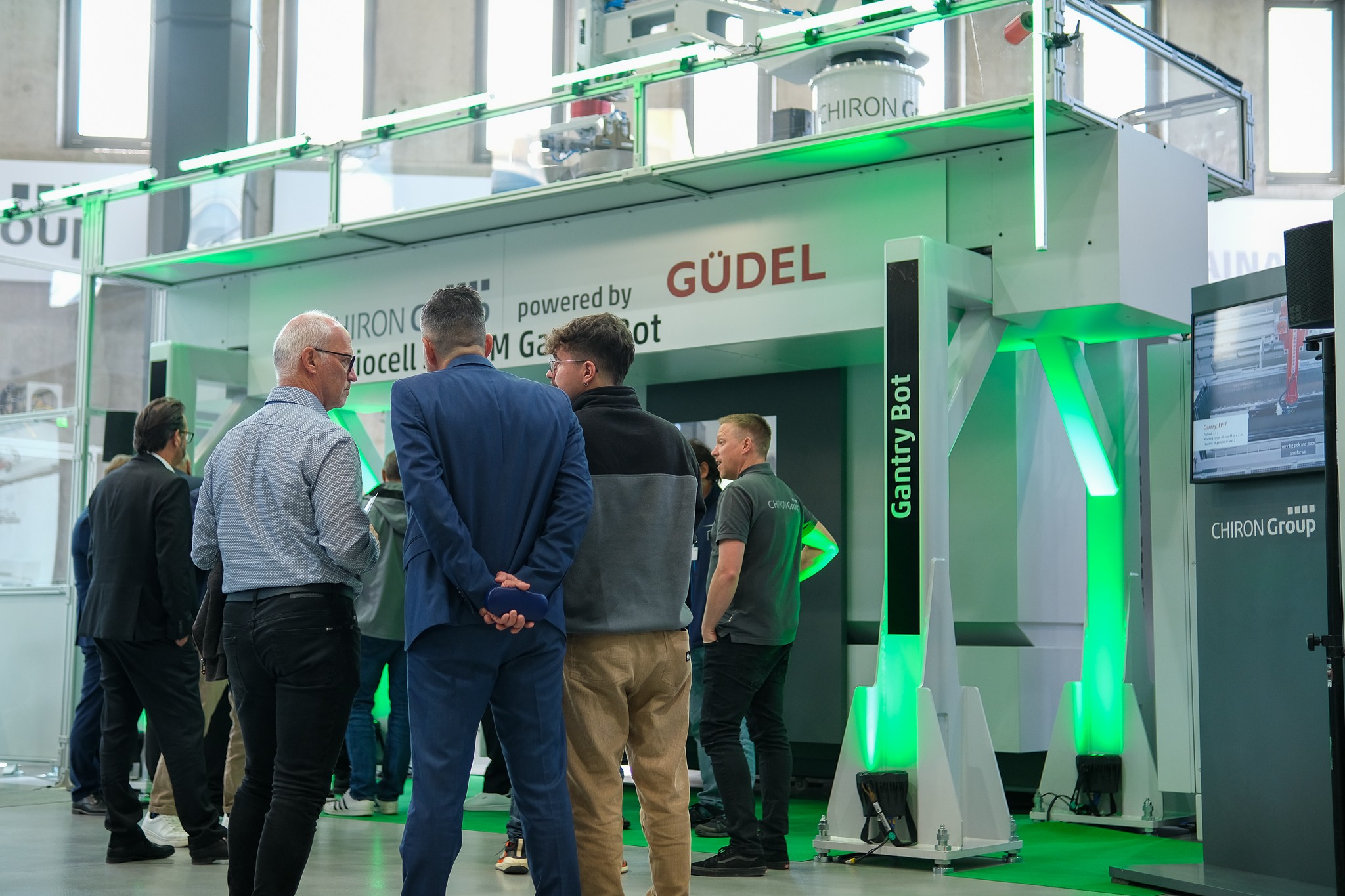 CHIRON-Group-Variocell-SYSTEM-with-Gantry-Bot