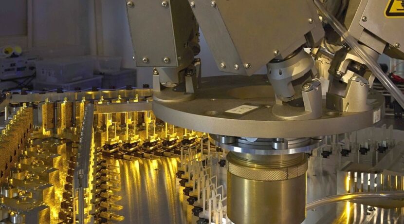 Fraunhofer ILT complex laser-optical system for a quantum computer