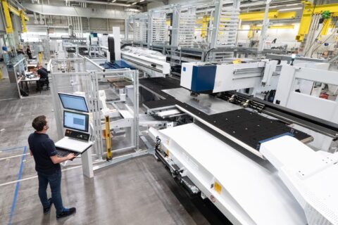 TRUMPF TruPunch 5000 combines digital control with flexible automation